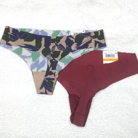 Calvin Klein Invisibles Thong Underwear 2 PAIR NWT - Picture 3 of 4